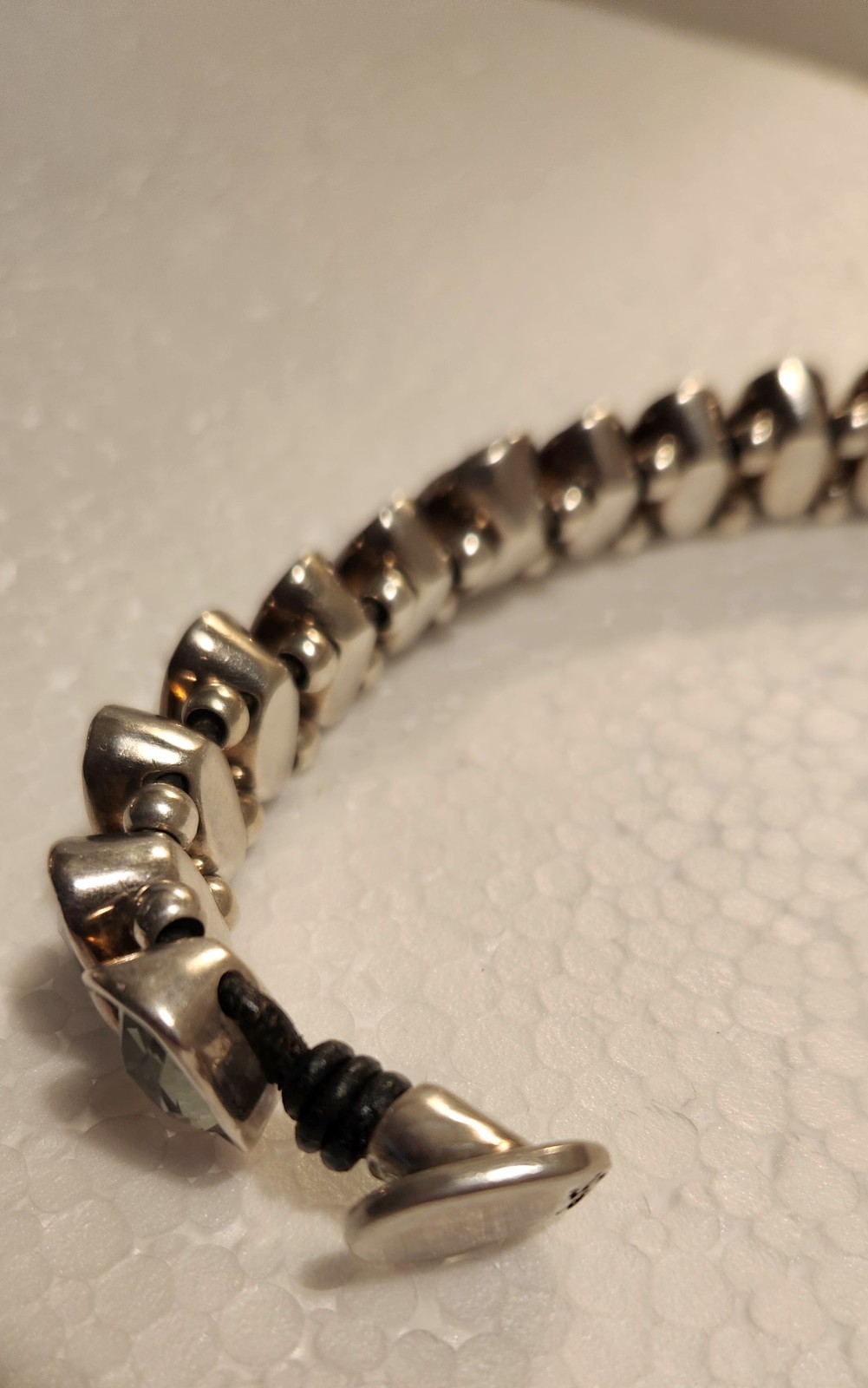 UNOde50 La Vida Loca 13 Crystal Silver Chunky Bracelet Leather Minus 1 Stone