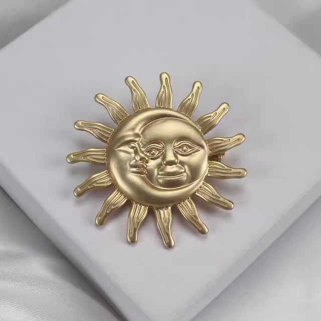 Vintage Celestial Sun & Moon Face Brooch Matte Gold Whimsical Mystical Lapel Pin