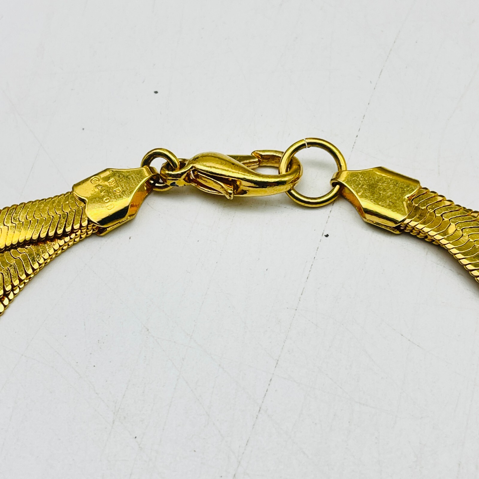 AVON Twisted Herringbone Necklace Gold Tone Classic Everyday Workwear Career