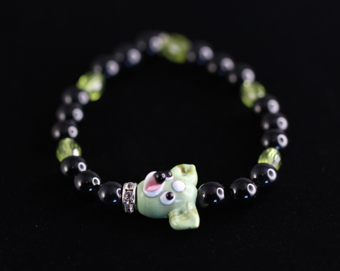 Dog Bracelet Green Lampwork 7″ inch Elastic Glass Beads Black Onyx Rhinestone