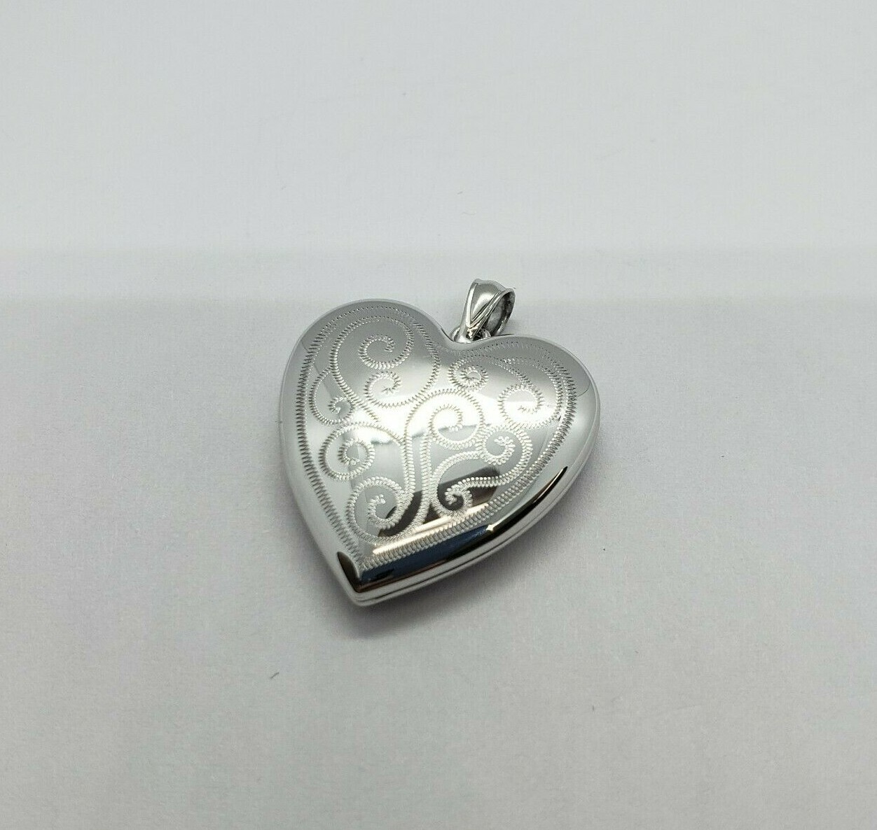 1 inch Sterling Silver Heart Locket 4Picture Charm Pendant w/out Chain 16″-24″