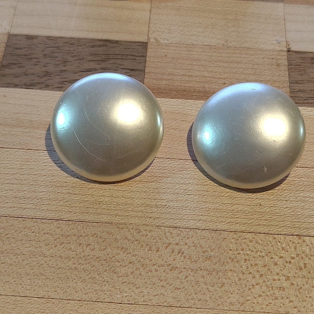 Vintage Clip-on Earrings Lot Of 4 As Shown