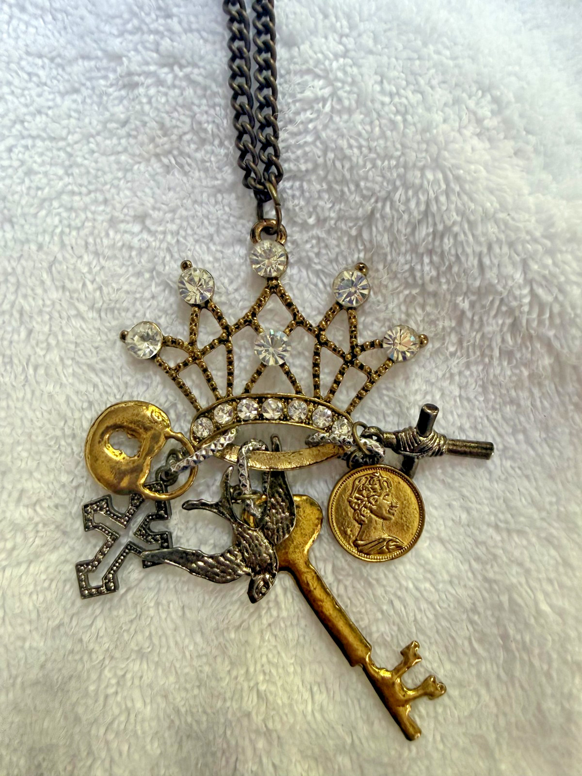 Medieval Renaissance Crown Lock Key Cross Bird Coin Bling Cosplay Punk Necklace