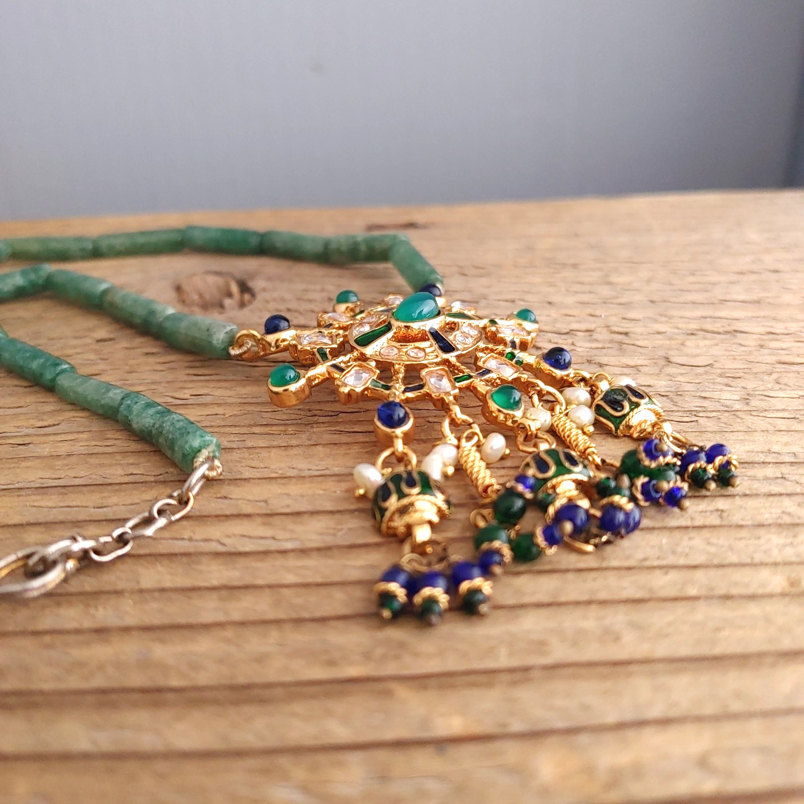 Ornate Gold Tone Green Blue Pendant Necklace Beaded Stone Freshwater Pearls 16”
