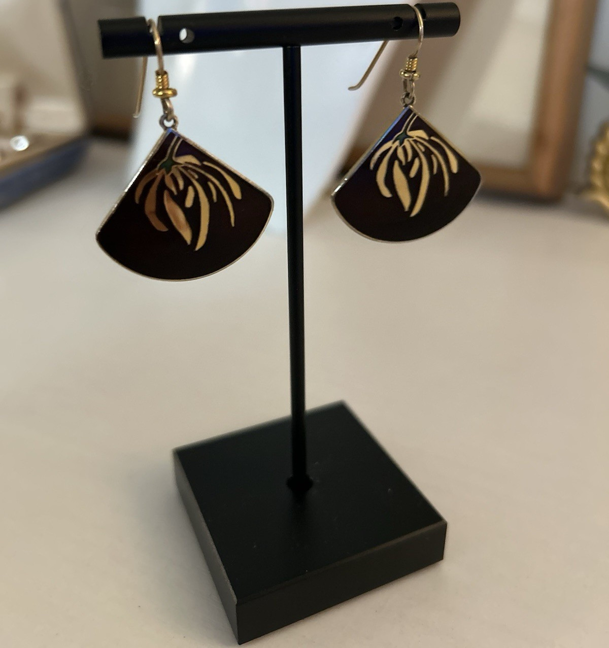 Laurel Burch Signed Black & Gold Tone Fan Dangle Hook Metal Earrings