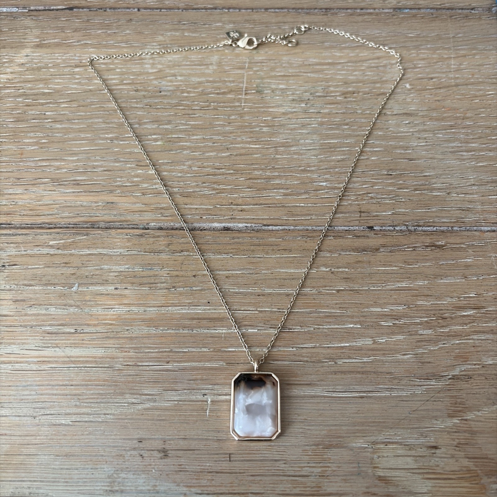 banana republic necklace