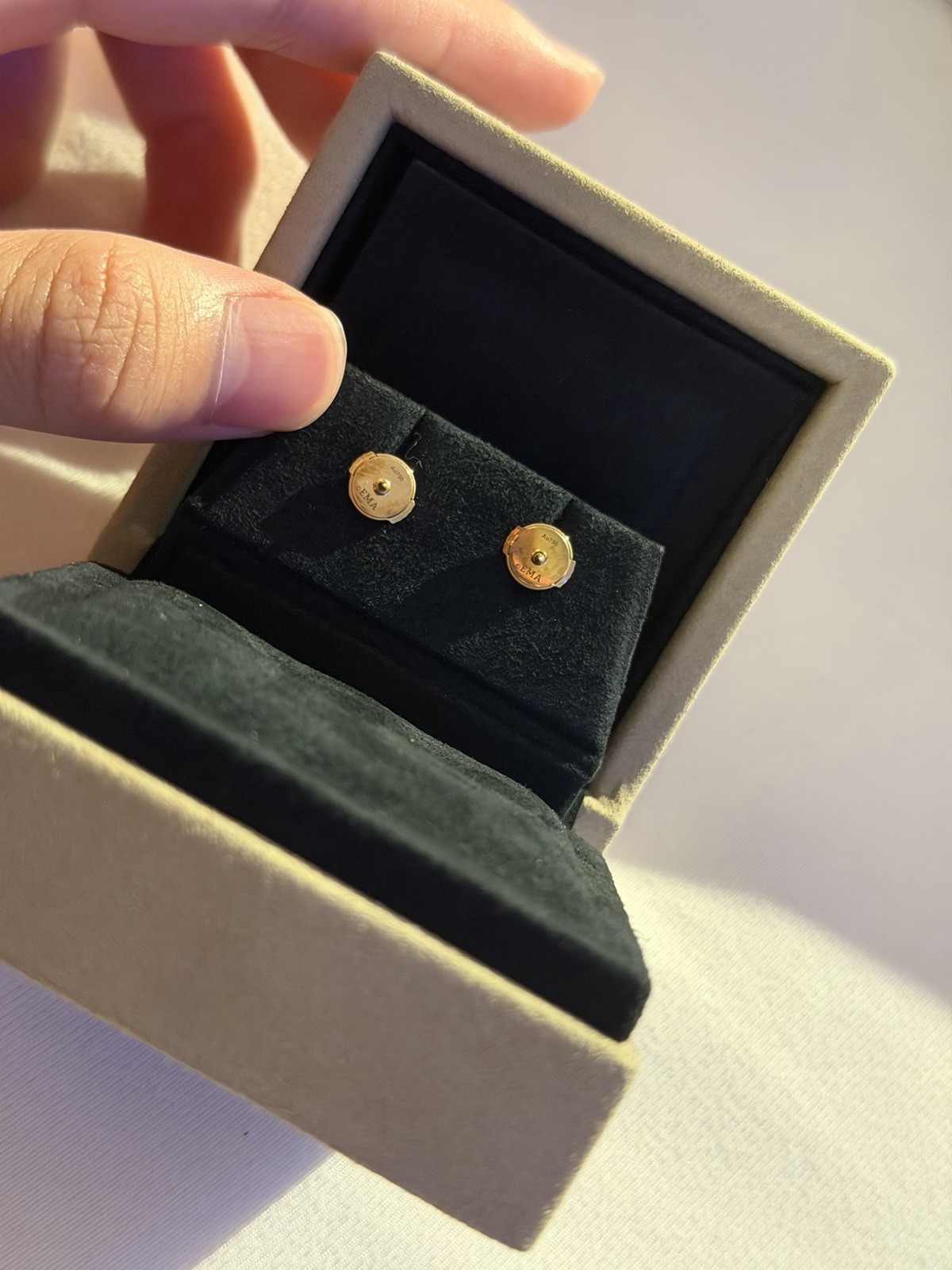 NEW Van Cleef Gold & White Clover Stud Earrings