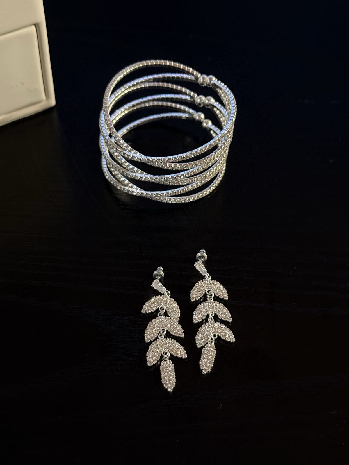 Silver Tone Crystal Leaf CostumeJewelry Set Bracelet & Drop Earrings