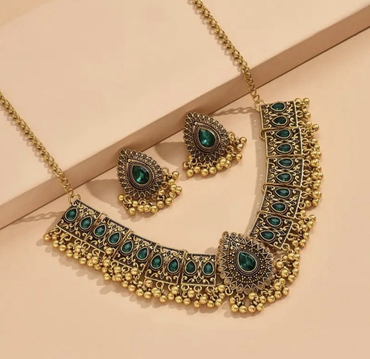 1 Pair Bollywood Style Earrings + 1Necklace Vintage Jewelry Set