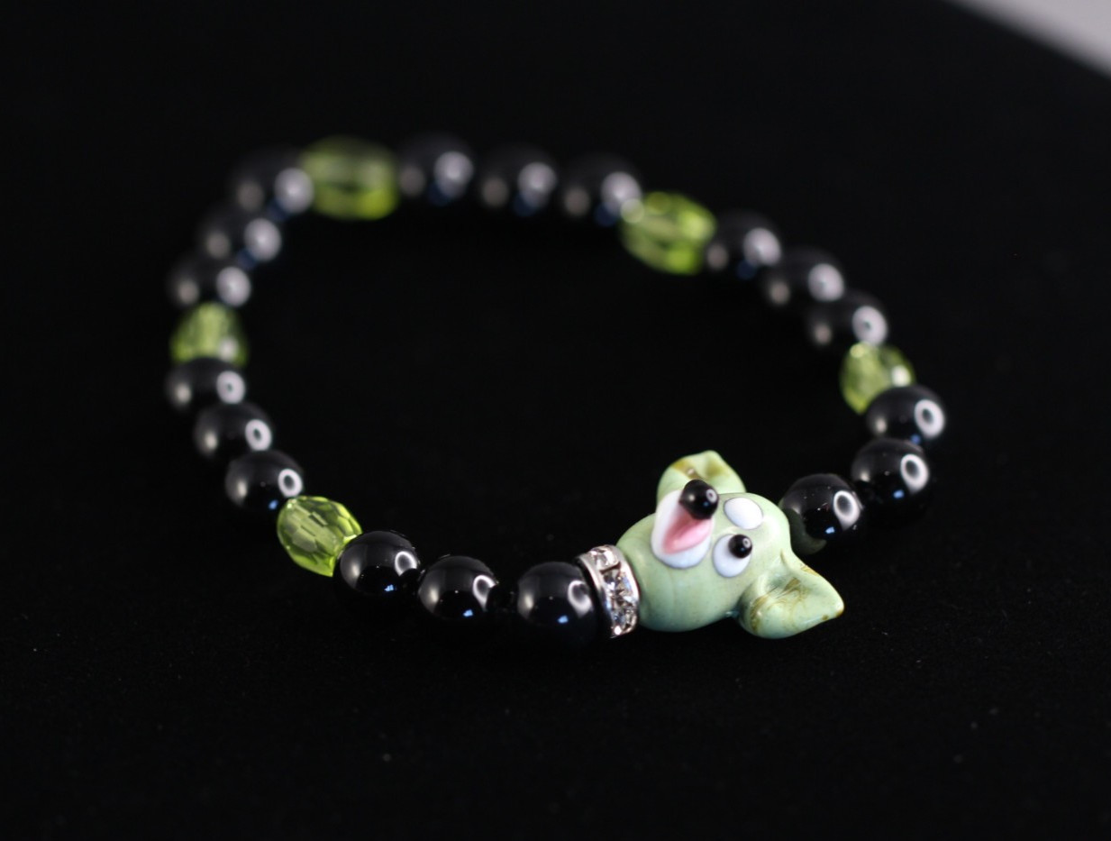 Dog Bracelet Green Lampwork 7″ inch Elastic Glass Beads Black Onyx Rhinestone