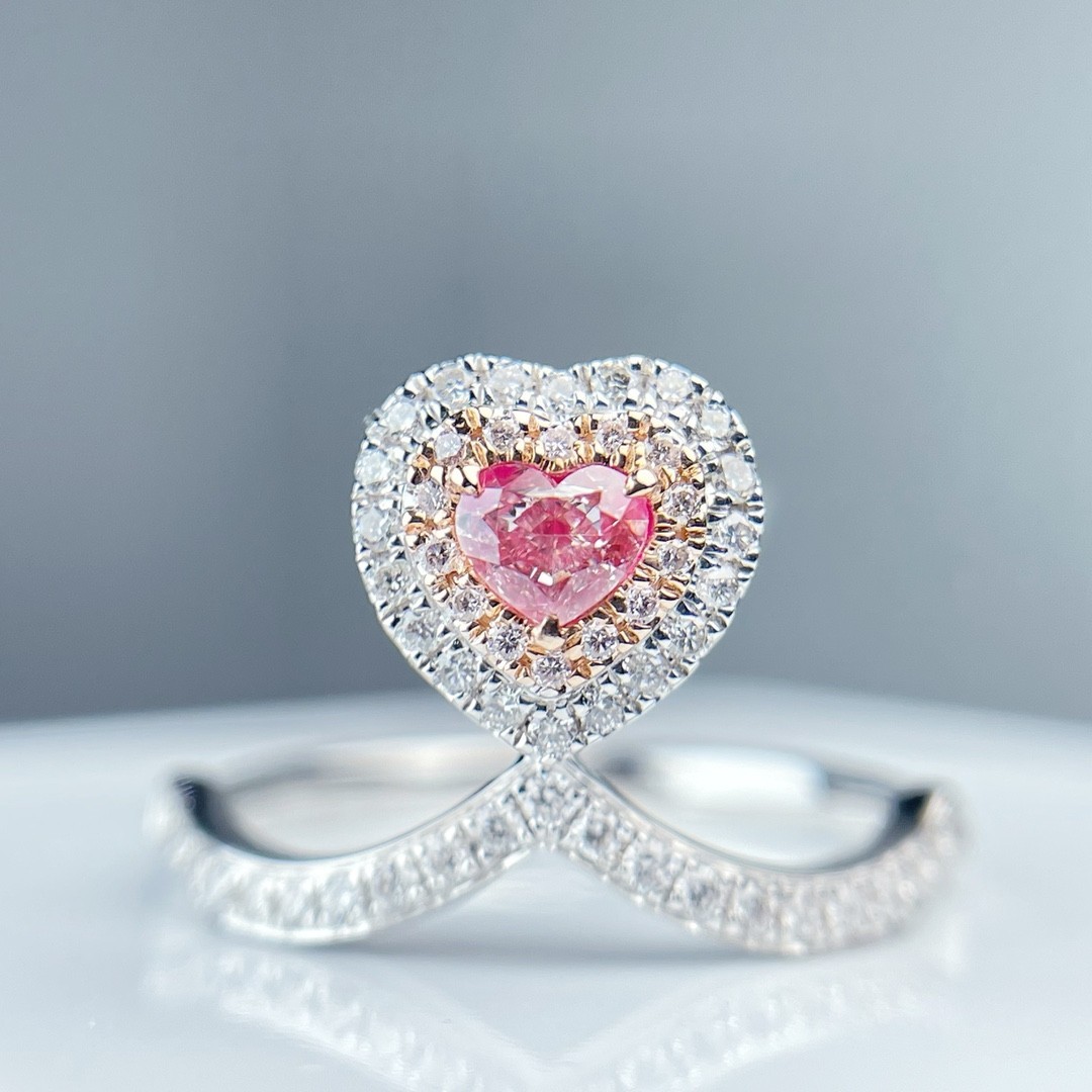 Elegant Fancy Vivid Pink Lab-Grown Heart Diamond Ring 0.20 CT 14K White Gold