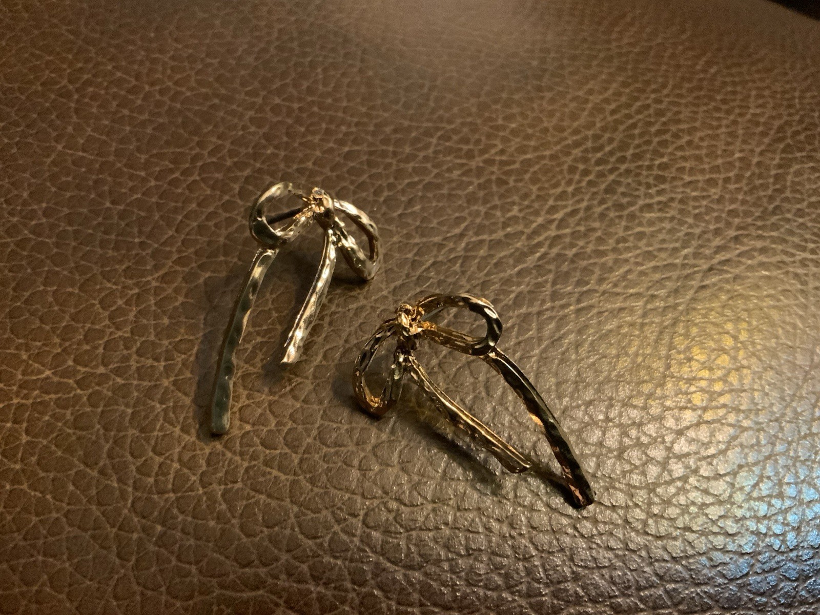 LOFT Bow Bowknot Earrings Ann Taylor Told 14k Stud Boho Barbiecore Ribbon Stud