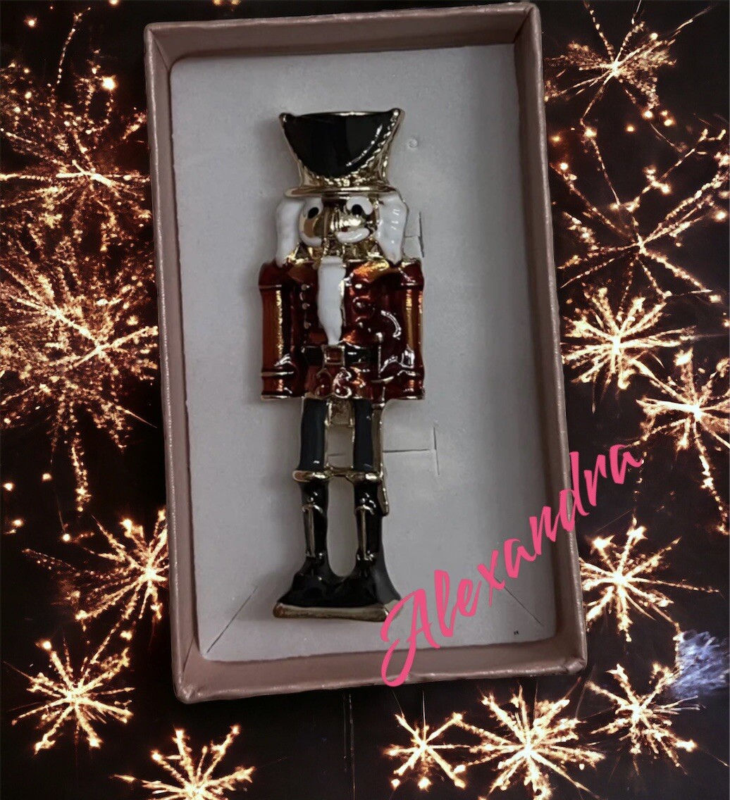 Christmas Nutcracker Soldier Pin Brooch New In Gift Box Great Gift Idea