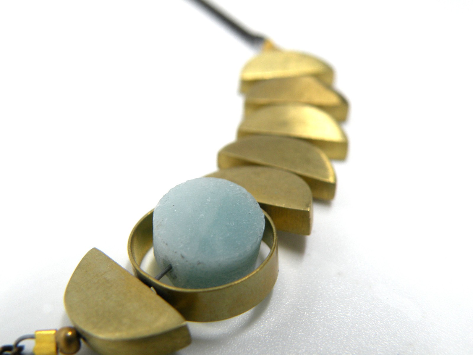 Rare Larissa Loden Signed Half Moon GemStone Gold Tone Chain Jewelry Necklace