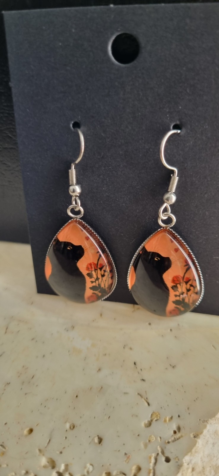 Black & Orange Resin Cat Teardrop Dangle Drop Hook Earrings Silver In Glass Bead