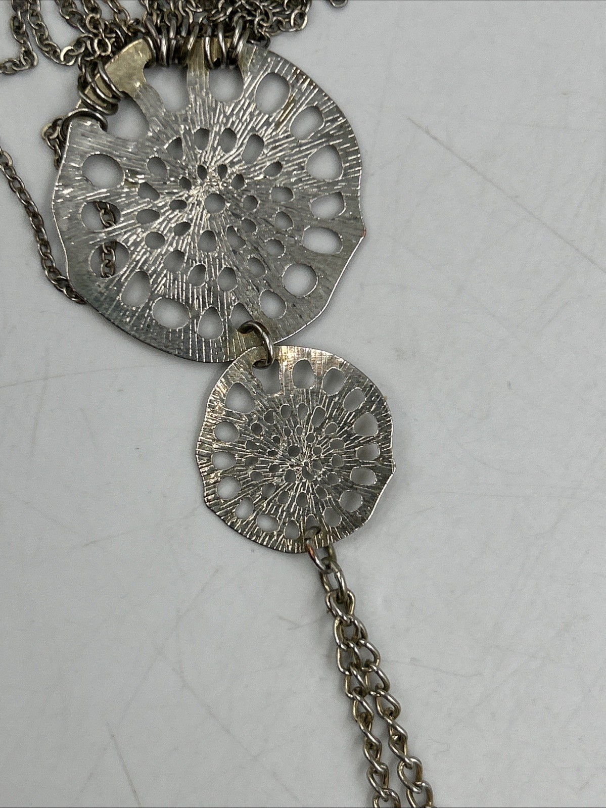 Silver Tone Filigree Pendant Tassle Y-Drop Chain Necklace