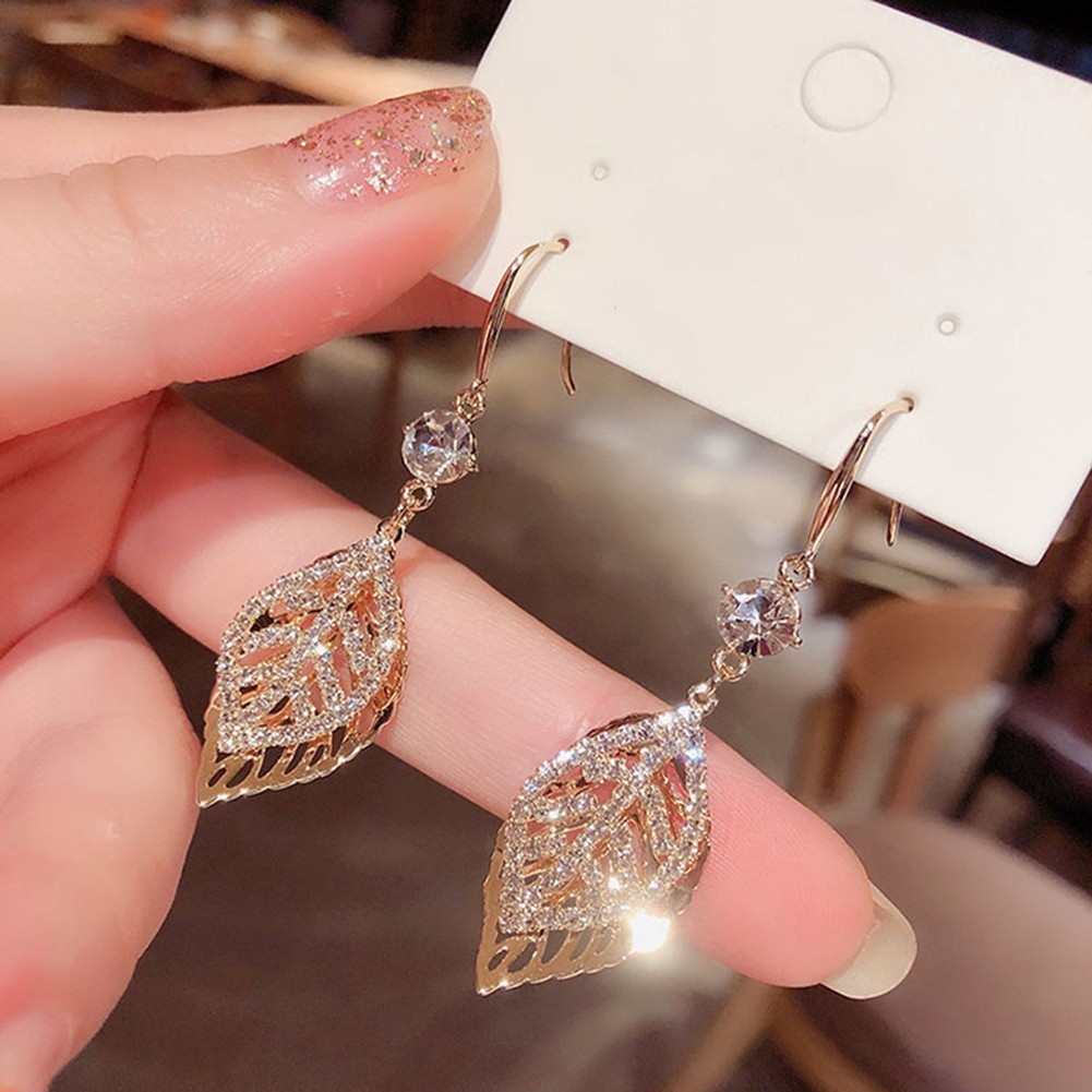 Lightweight Long Tassel Earrings Ideal for Both Casual and Formal Looks