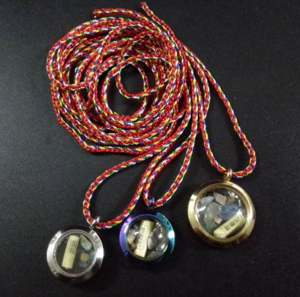 Steel+ Glass Waterproof Medicine Box Pill Case Necklace Beads Pendants