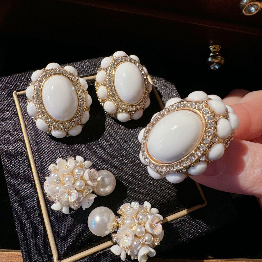 Sotheby’s Cream Egg Flower Gemstone Vintage Gold Cream Rose Zircon Earrings