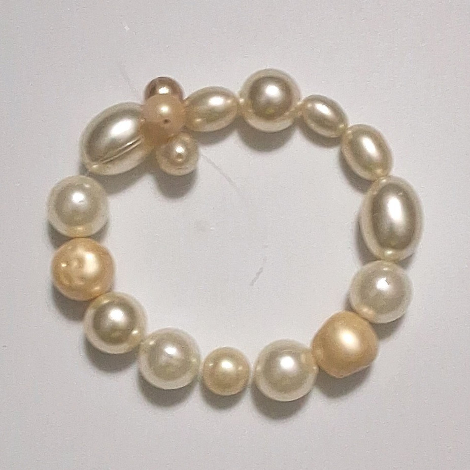 White & Cream Round Pearl Beaded Bracelet, Homemade, Small
