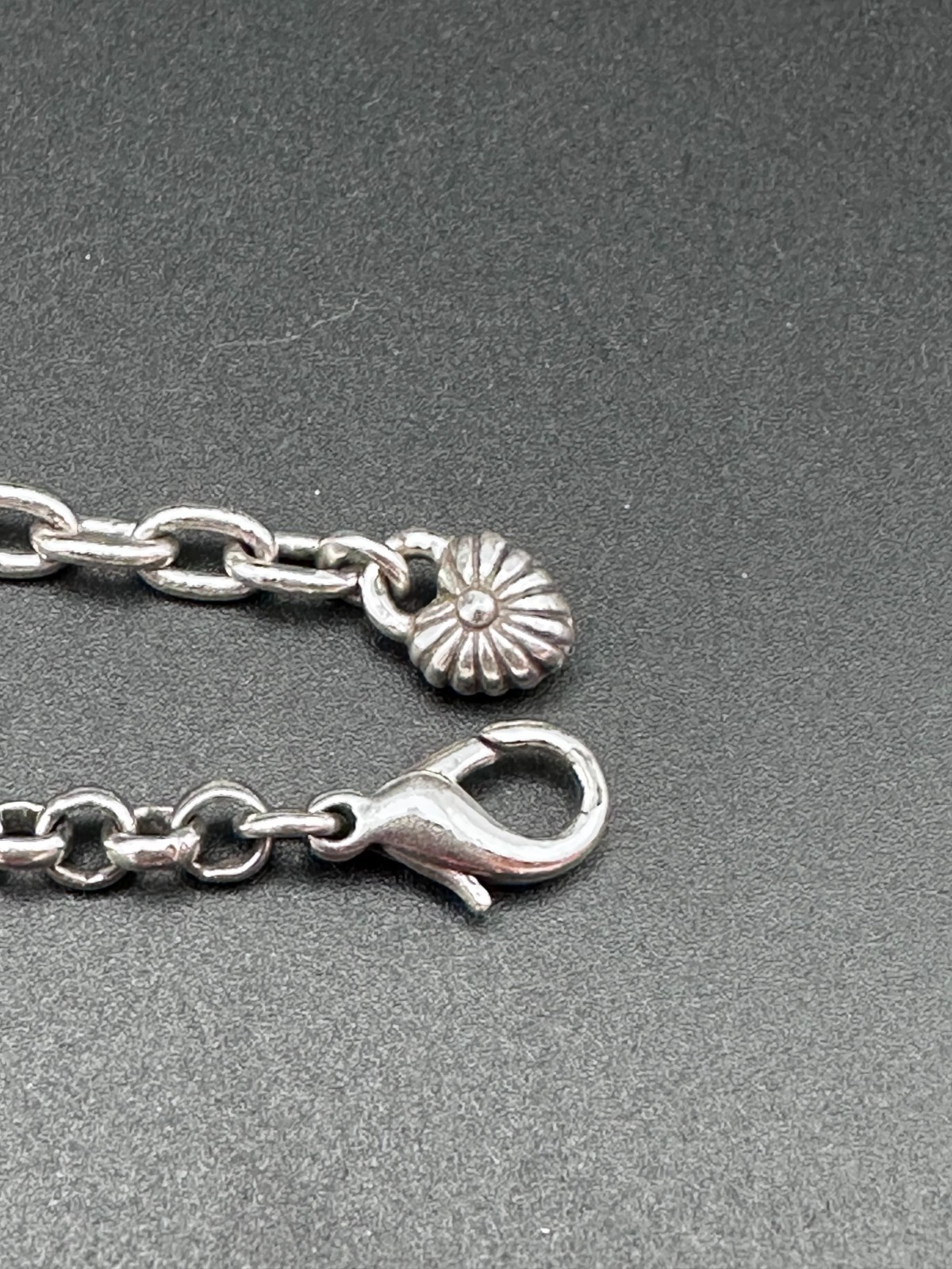 Retired Brighton Daisy Flower Silver‑Plated Necklace – Floral Charm & Scrollwork