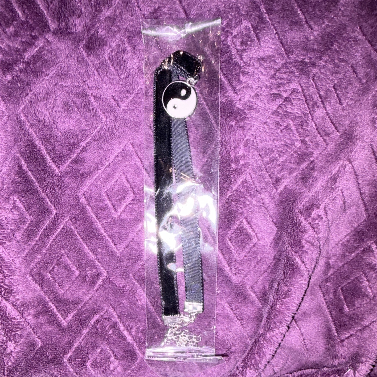Black Yin and Yang Chocker