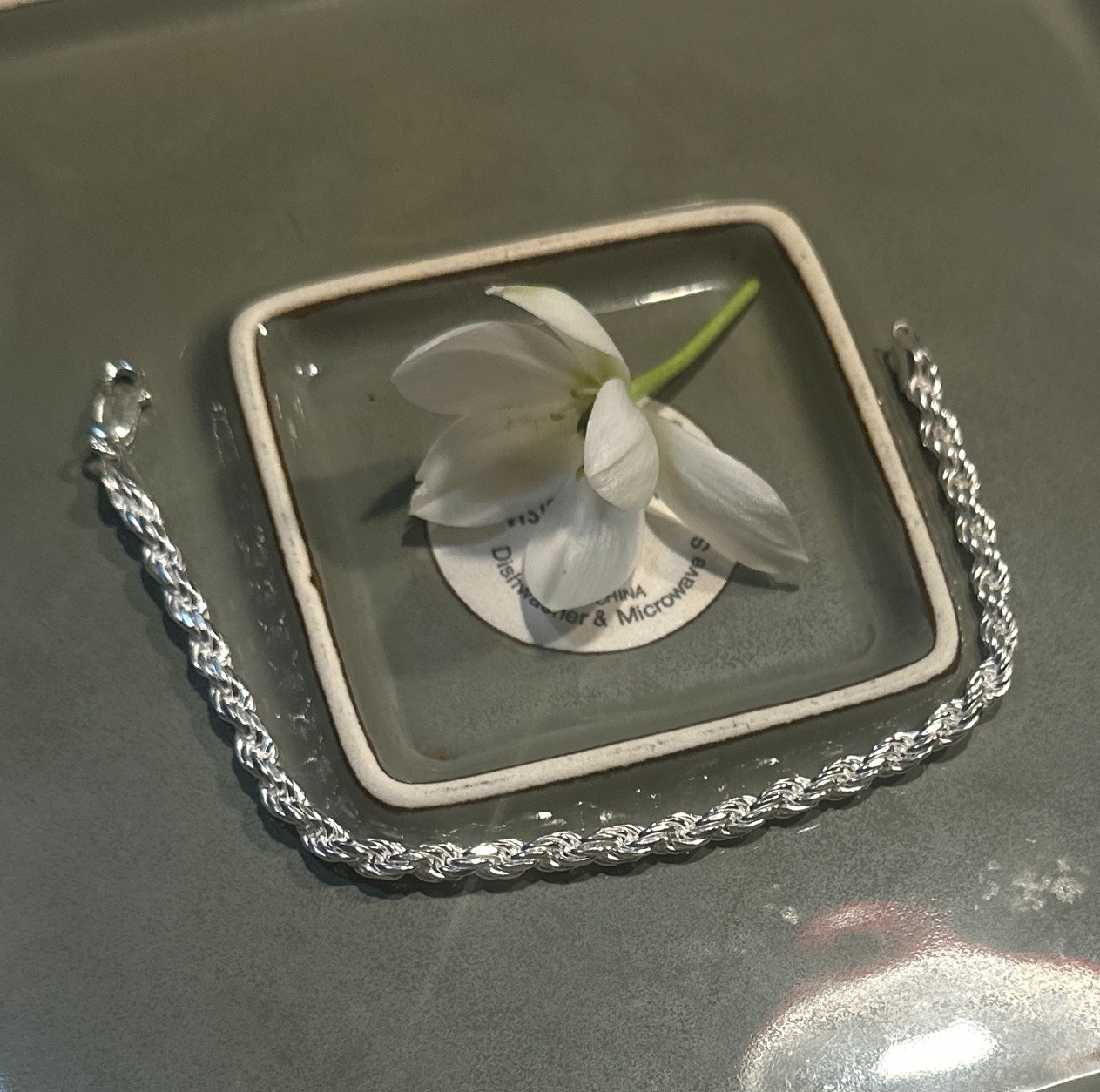 Sterling silver 8 1/2 inch ￼Twisted Rope Chain Link Bracelet w/ Lobster Clasp