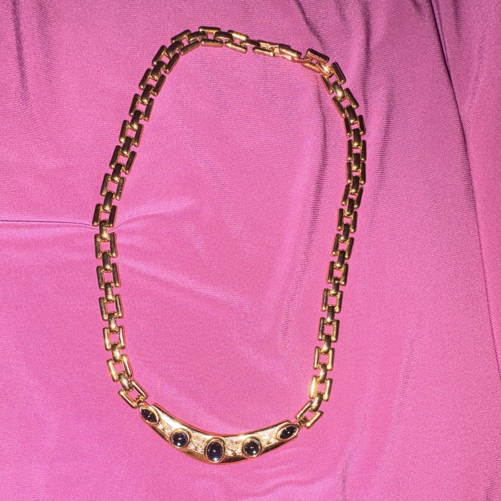 Monet Vintage choker blue stone
