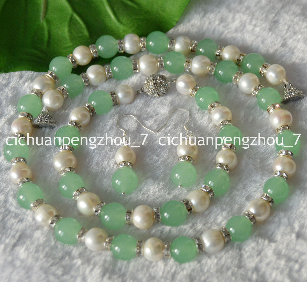 10mm Light Green Jade 9-10mm Genuine White Cultured Pearl Necklace Earrings Set