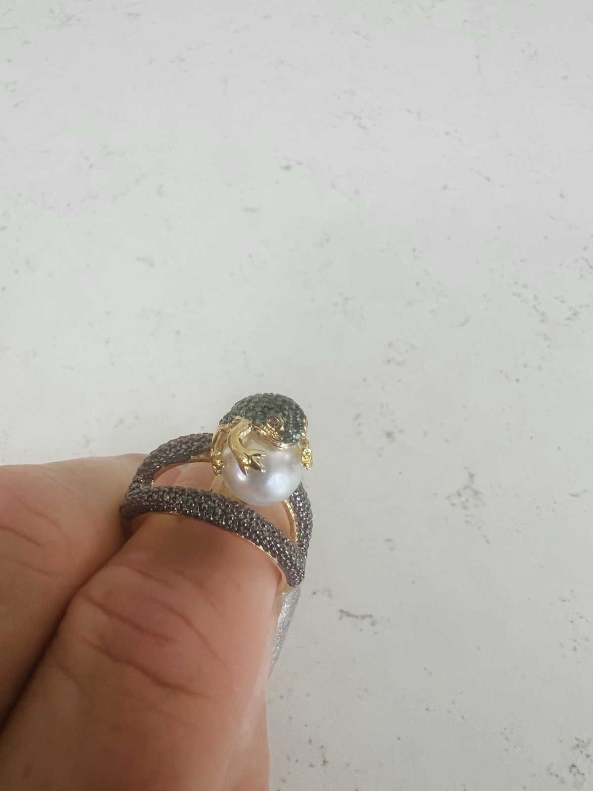 Gold Tone Frog Cocktail Ring Simulated White Pearl & Green/Blue Crystal Size 7