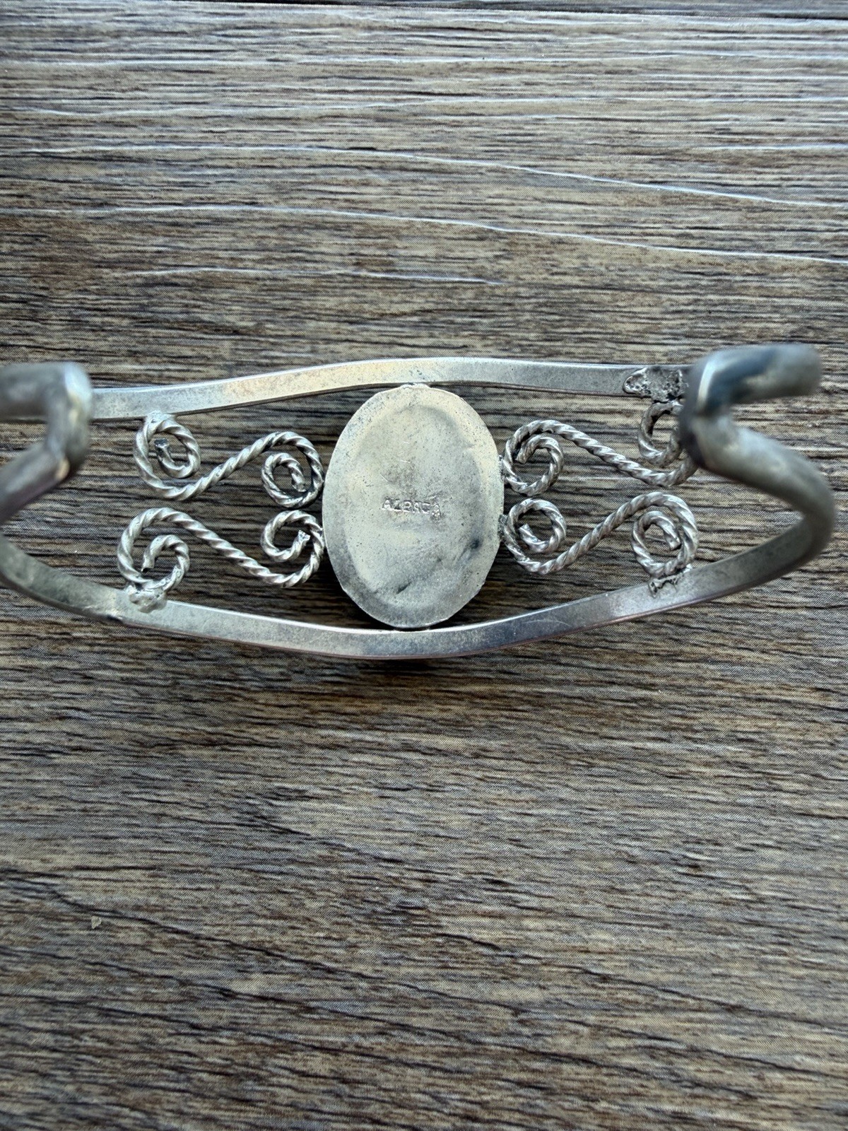 Vintage Alpaca Silver Open Wire Cuff Bracelet Oval Green Malachite Stone Boho