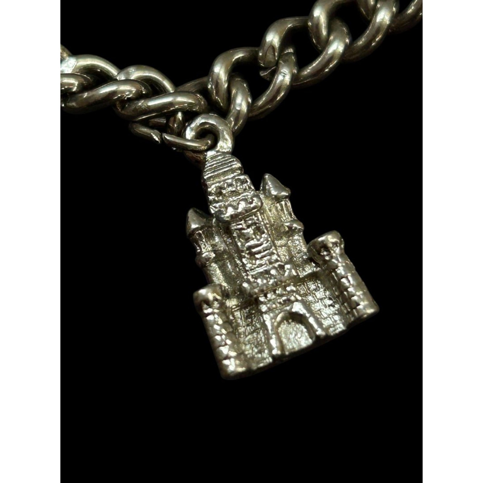 Silvertone Charm Bracelet Travel Theme 6.5″ Spring Clasp