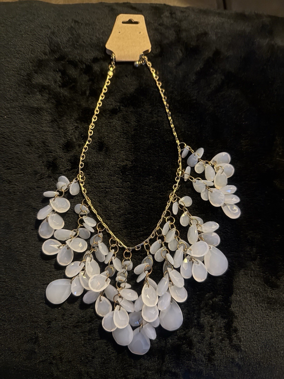 Gold Tone Statement Bib Necklace White Plastic Petal/Leaf Beads Cable Chain