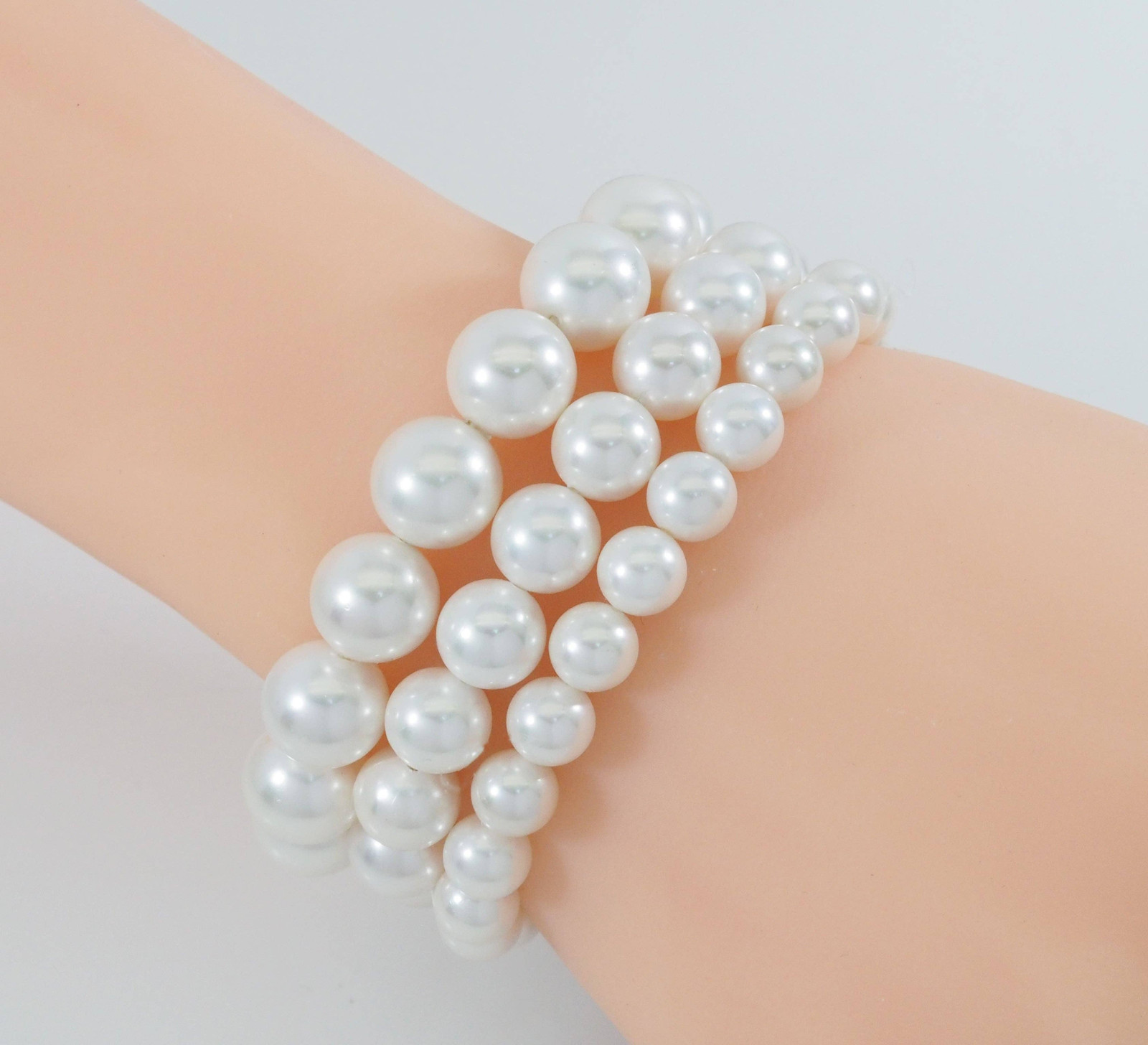 Natural Round Smooth White MOP Stretchy Bracelet, 8mm/10mm/12mm, Sku#EF277