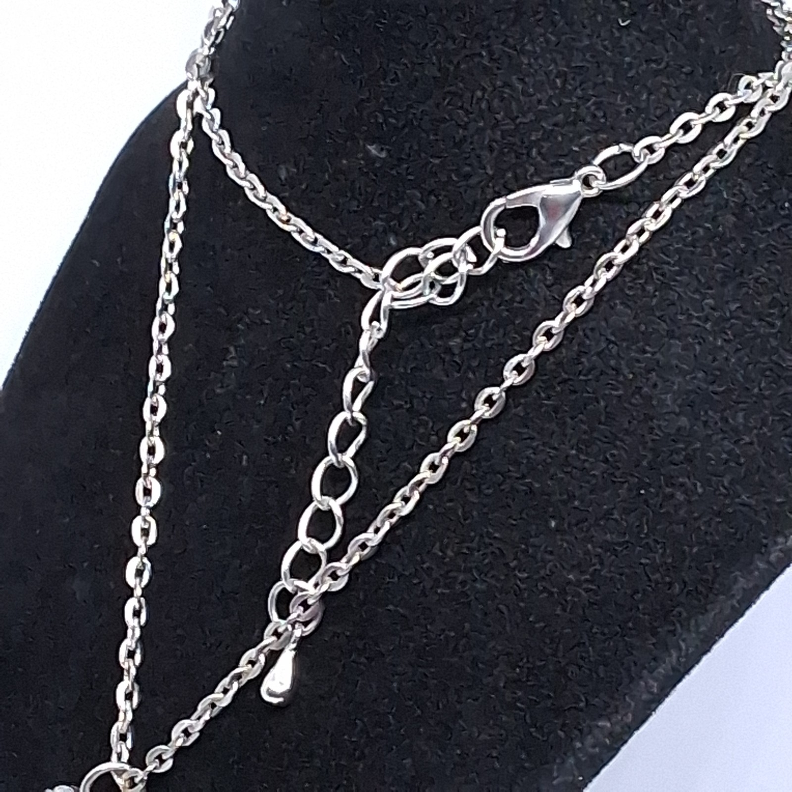 Vtg Clear Rhinestone & Silver-tone tone Butterfly Pendant 12 Inch Necklace