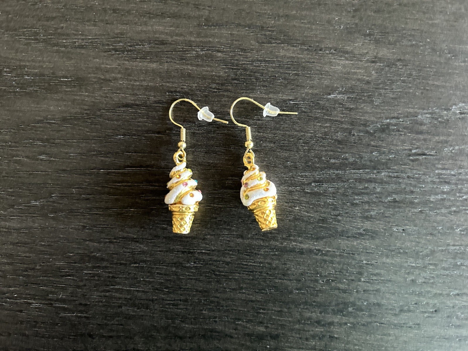 gold tone/white/multicolored ice cream cone drop earrings on gold tone wires new