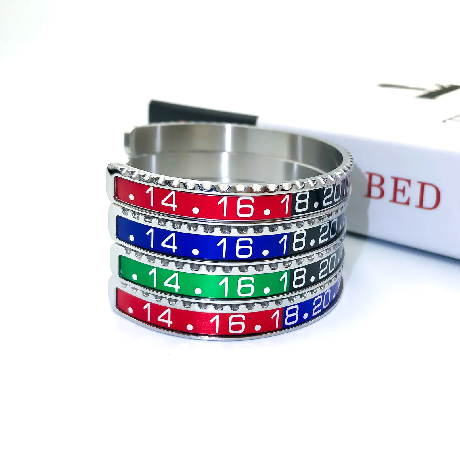 Men and Women Stainless Steel Personality Bracelets Digital Speedometer Bracelet