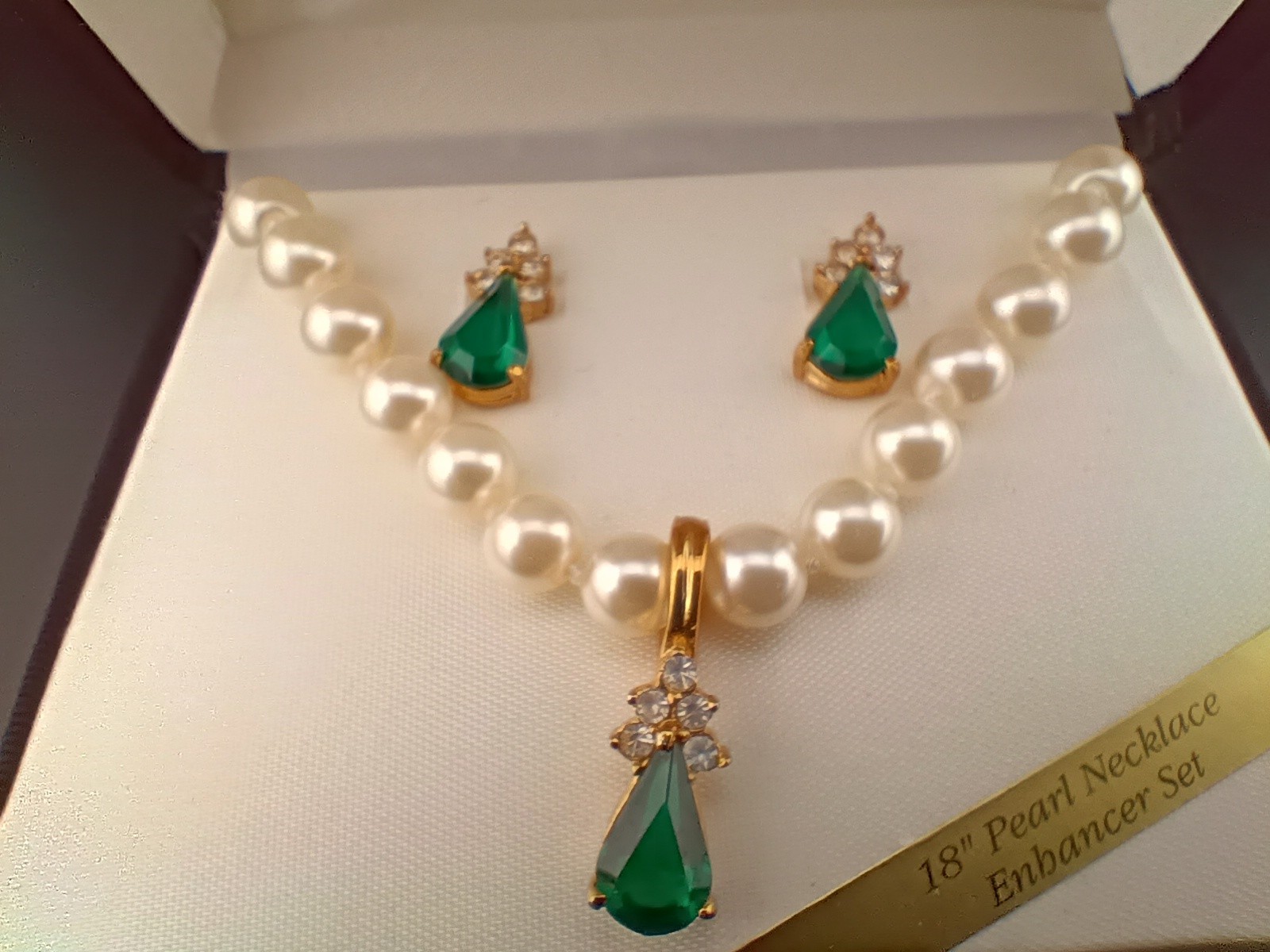 Roman Emerald Pearl Jewelry Necklace Peirced Earrings Yellow Gold Plated W/ Box