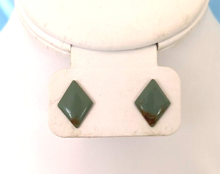 Women’s Stud/ Post Earrings Green Brown Diamond Shaped Metal 5/8″ La Posuette