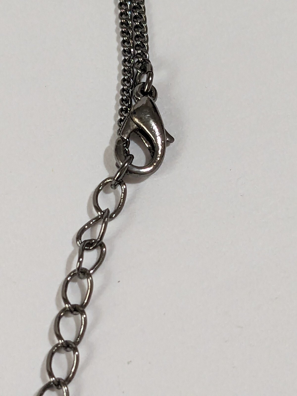 JLO Gun Metal Gray Y Drop Pendant Necklace With Black Acrylic Faceted Beads. 15″