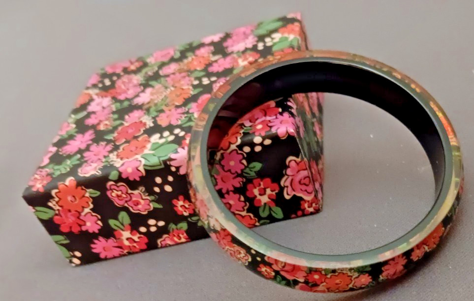 Coach Resin Floral Bangle, black/multicolor NWOT