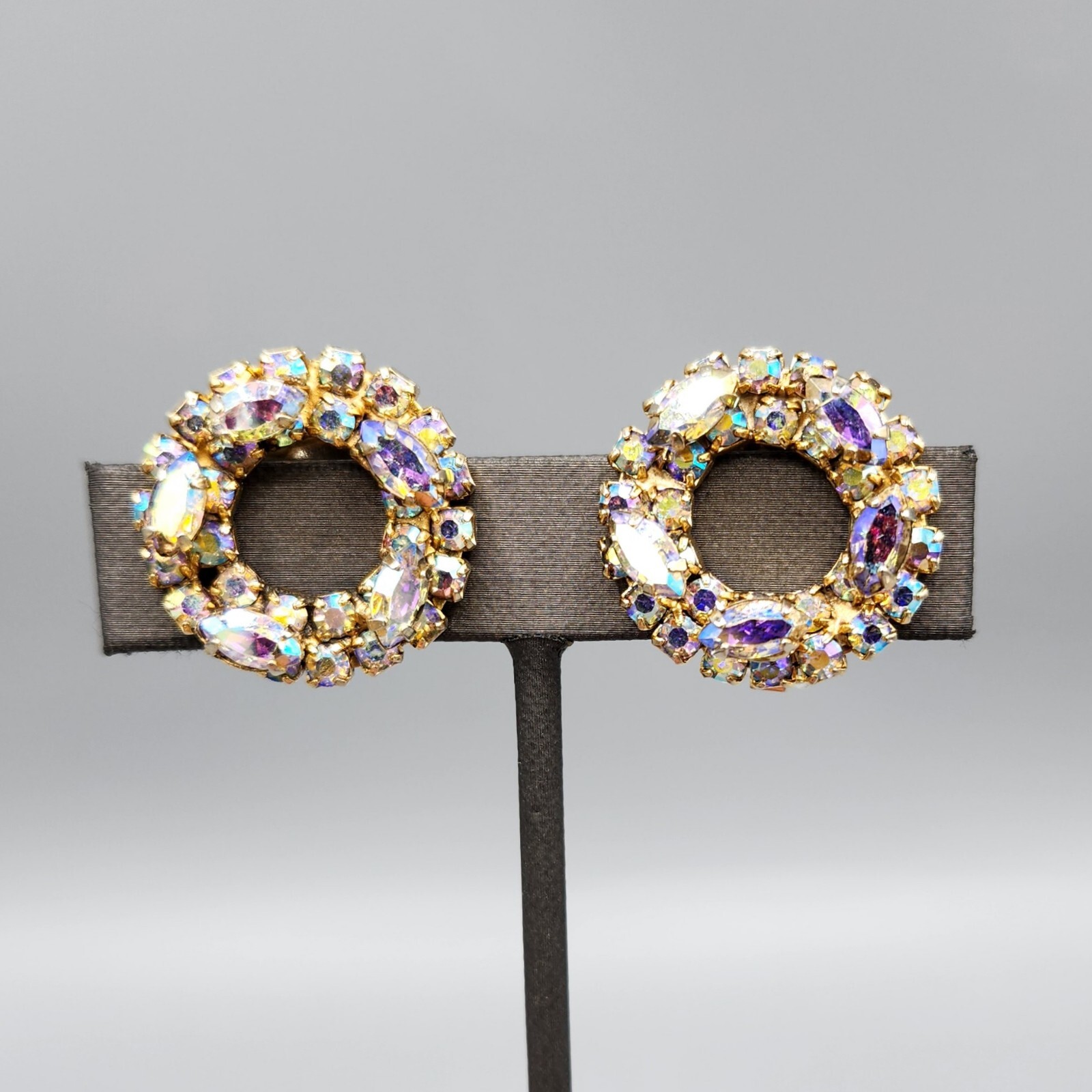 Vintage Unsigned Marquise AB Chaton Rhinestone Halo Circle Clip Earrings