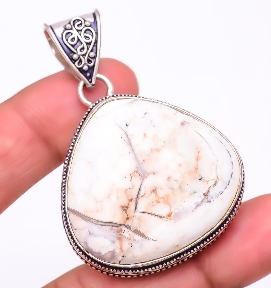 Natural American Howlite Gemstone 925 Silver Plated Pendant 2.1″ T2734