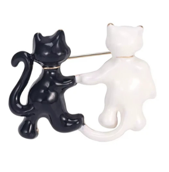 Vintage Style Cat Couple Brooch Black Enamel Pin Gold Cute Animal Jewelry Gift