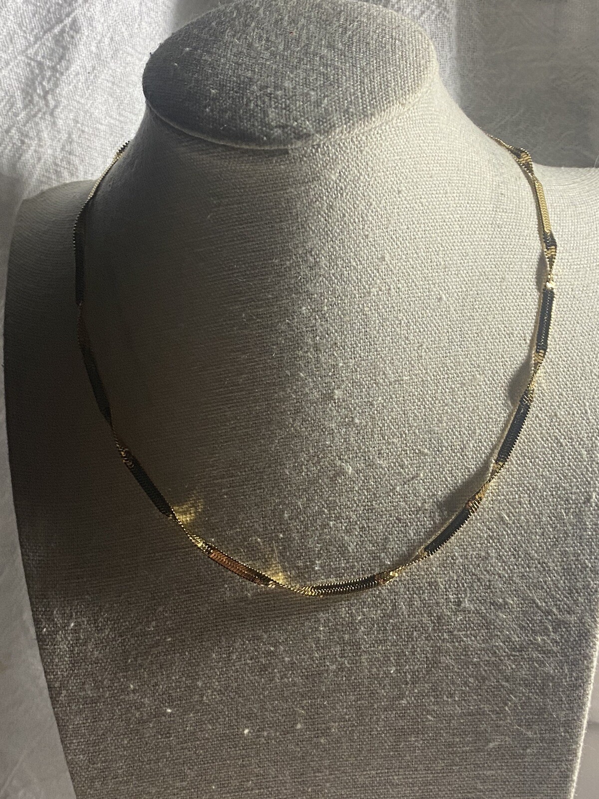 Gold Tone Twisted Herringbone Chain Necklace 17” Adjustable Choker