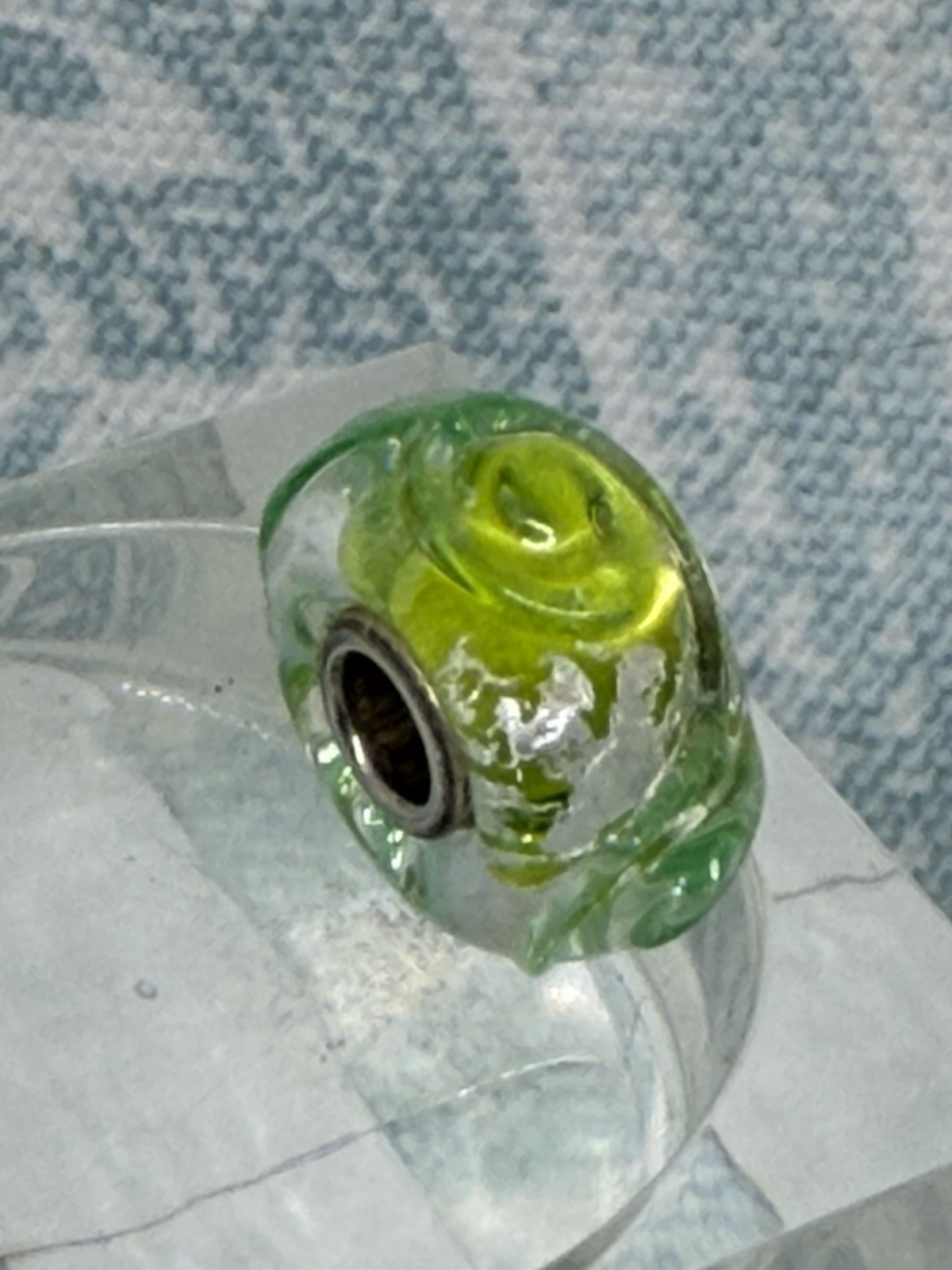 Authentic Trollbeads OOAK Lime Scroll on Silver Foil CC, New & Rare (16.0)