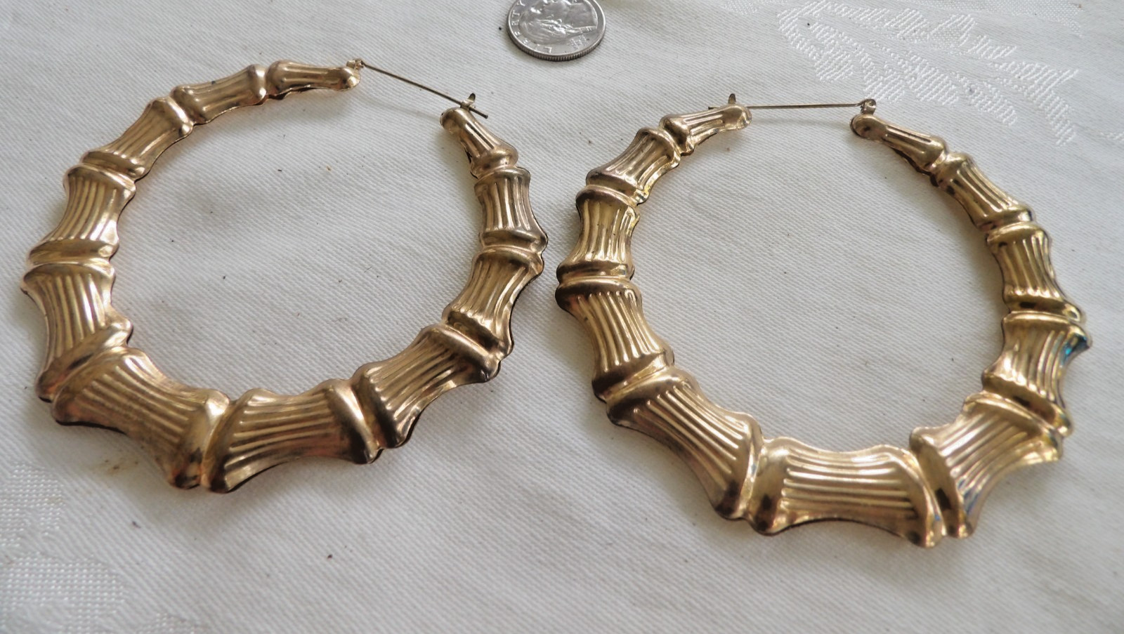 VINTAGE 80S/90S GOLD TONE BAMBOO LARGE 4″ HOOPS LIGHT WEIGHT PIERCED EARRINGS