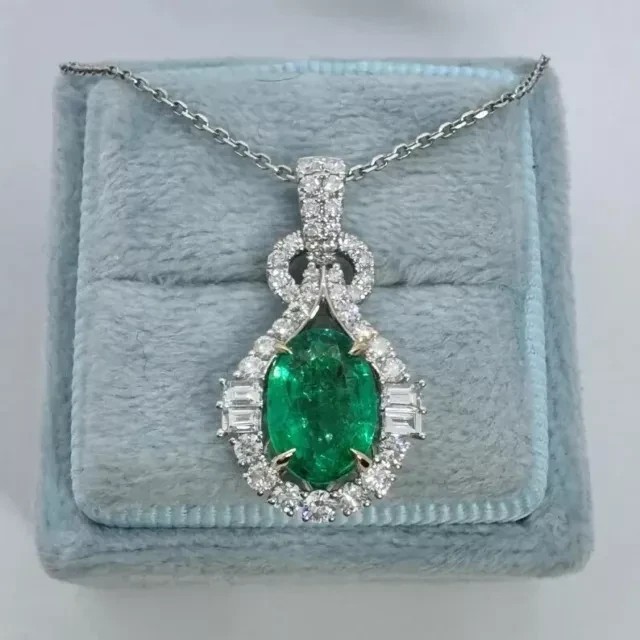 2.50Ct Oval Cut Simulated Green Emerald Halo Pendant 14K White Gold Plated 18″