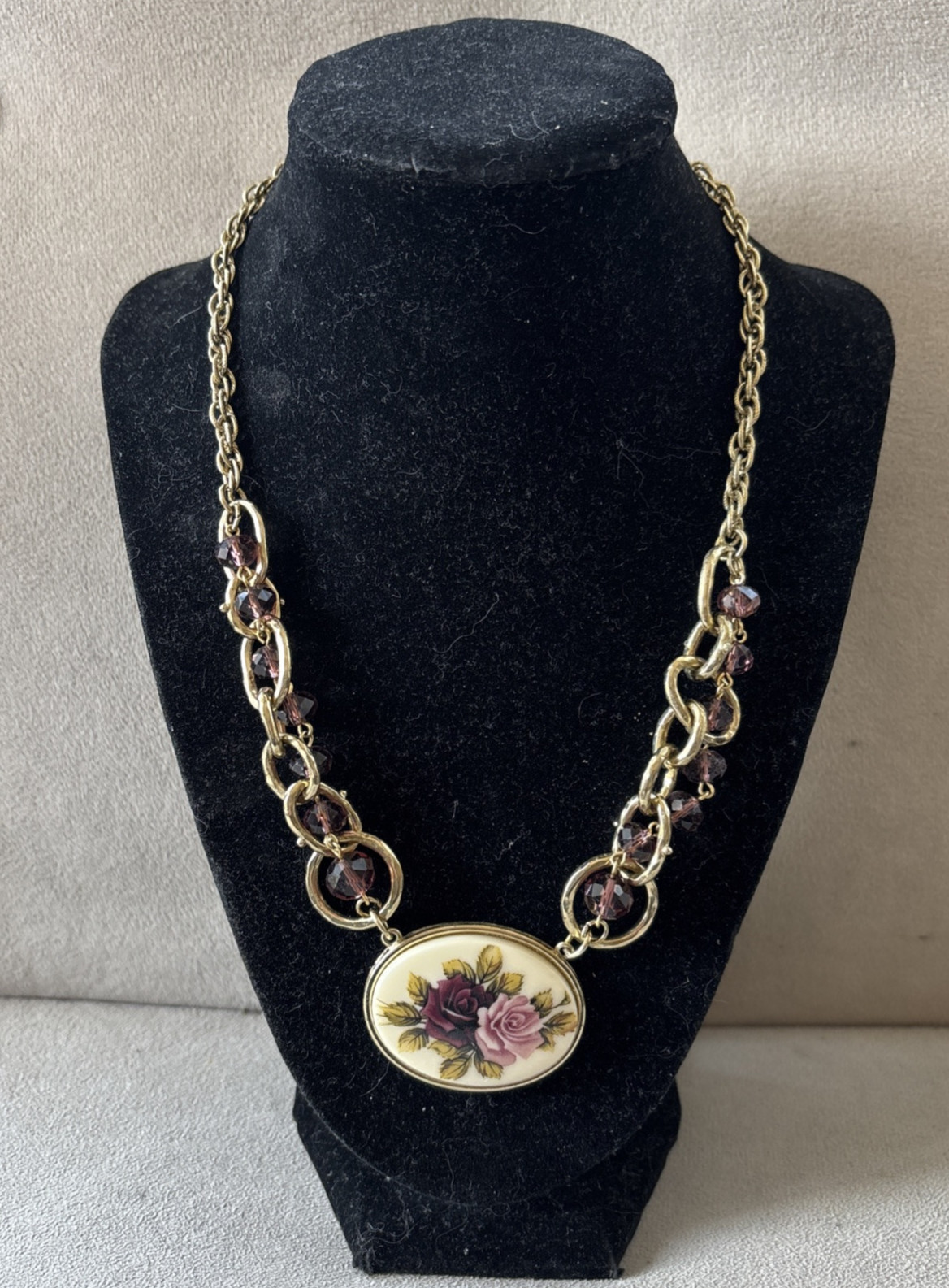 1928 Jewelry Gold Tone Purple Crystal Flower Pendant Necklace 20 Inch