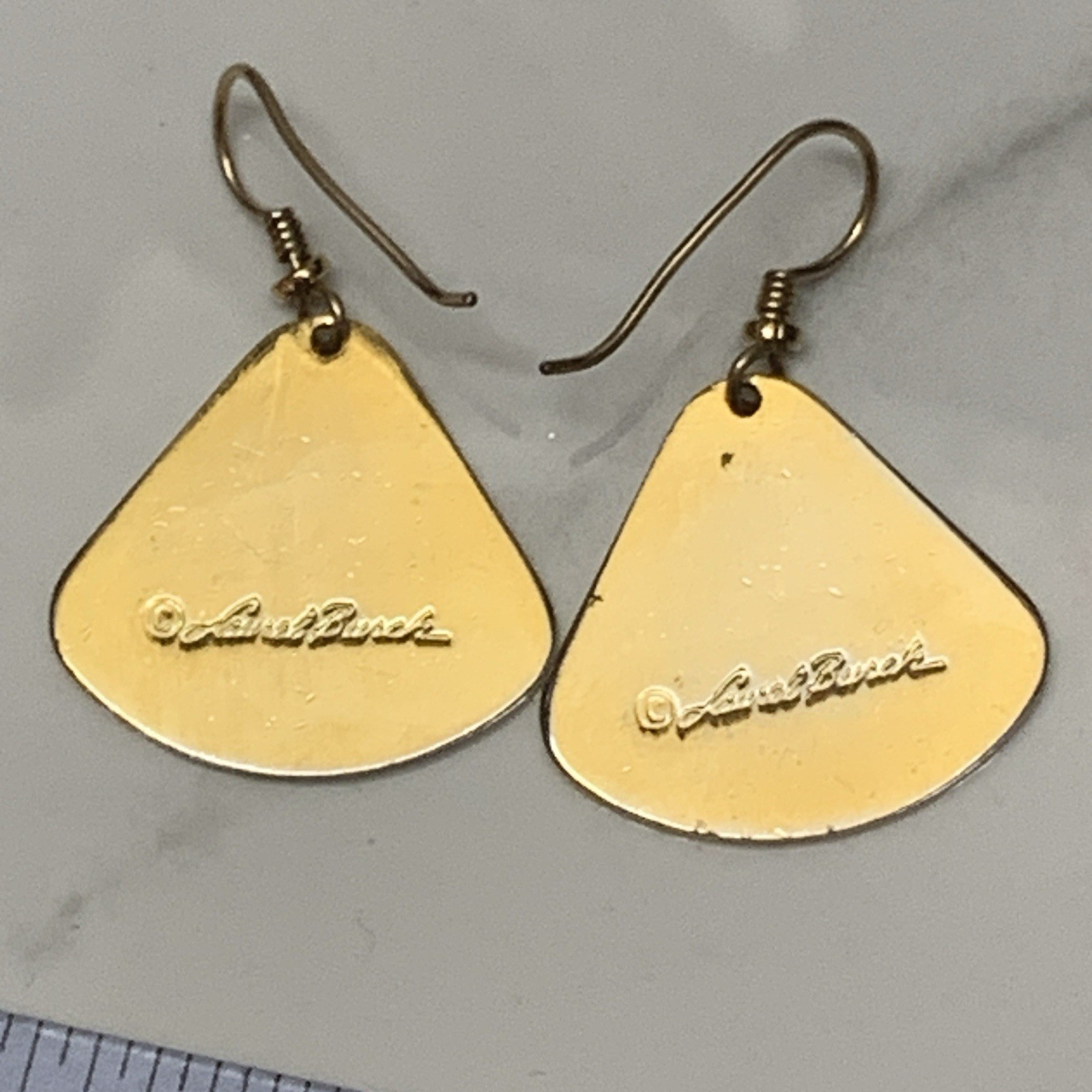 Vintage LAUREL BURCH Chinese Character EARRINGS Gold tone cream Enamel Pierced